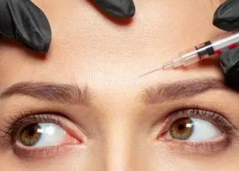 بوتاکس پیشانی و هر آنچه باید درباره آن بدانید.