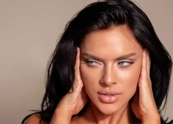 لیفت چشم گربه ای با بوتاکس